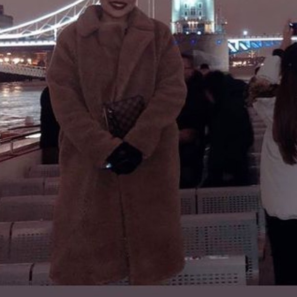 MISGUIDED Fluffy jacket - Picture 6 of 6